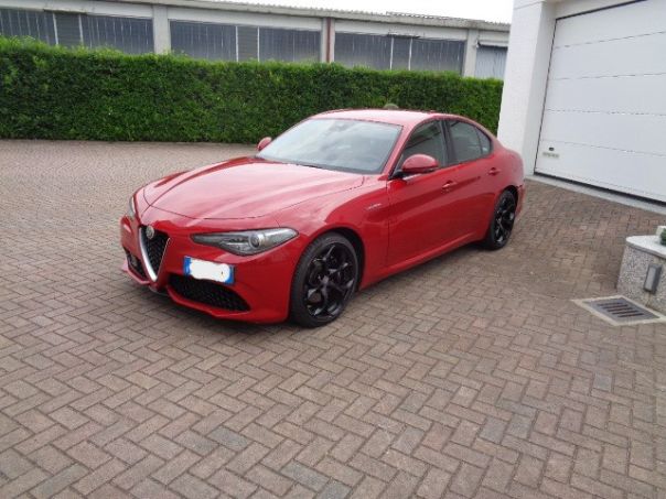Alfa Romeo Giulia 2.0 Turbo Q4 Veloce Alfa Romeo Giulia 2.0 Turbo Q4 Veloce